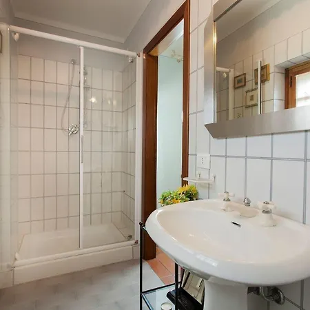 Le Casine-perignano-spinelli Sleeps 12 Pool * Cortona