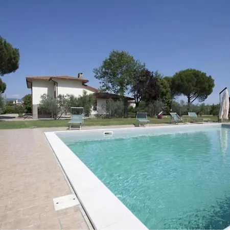 Villa Le Casine-perignano-spinelli Sleeps 12 Pool *