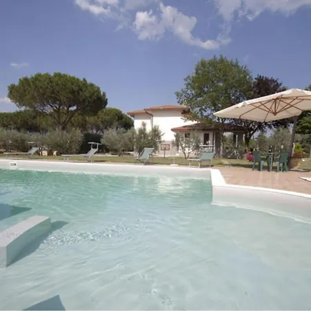 Le Casine-perignano-spinelli Sleeps 12 Pool Villa *