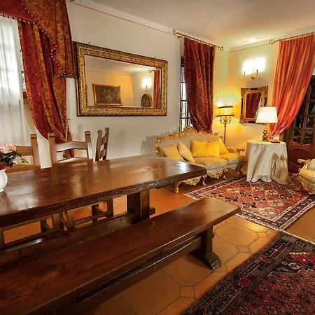 Villa Le Casine-perignano-spinelli Sleeps 12 Pool *