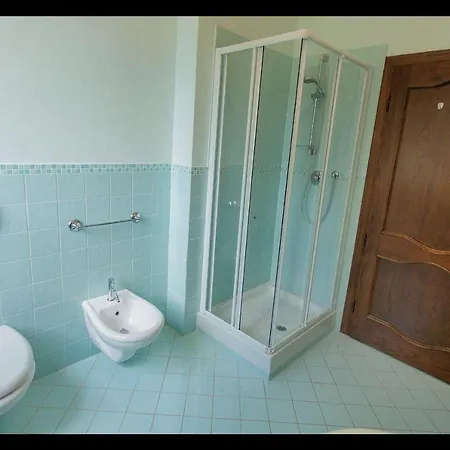 Le Casine-perignano-spinelli Sleeps 12 Pool *